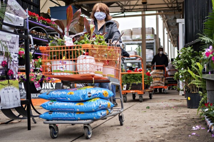 A masked customer in Home Depot during the Covid-19 pandemic